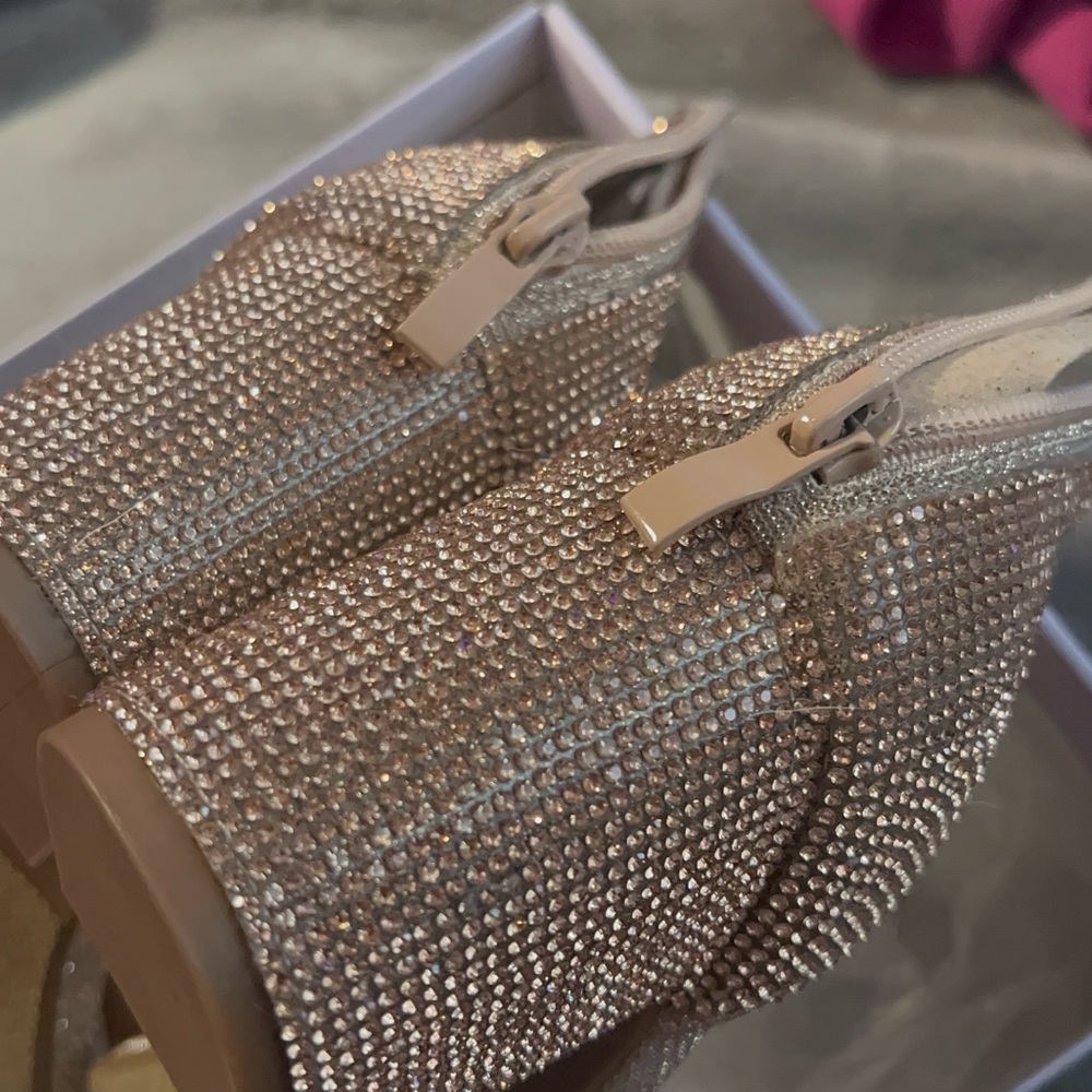 TOP Moda Gold Rhinestone Heels - Picture 3 of 4